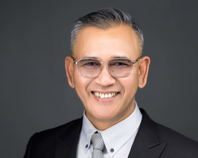 azhar mohd salleh hawker turned restaurant owner.jpg