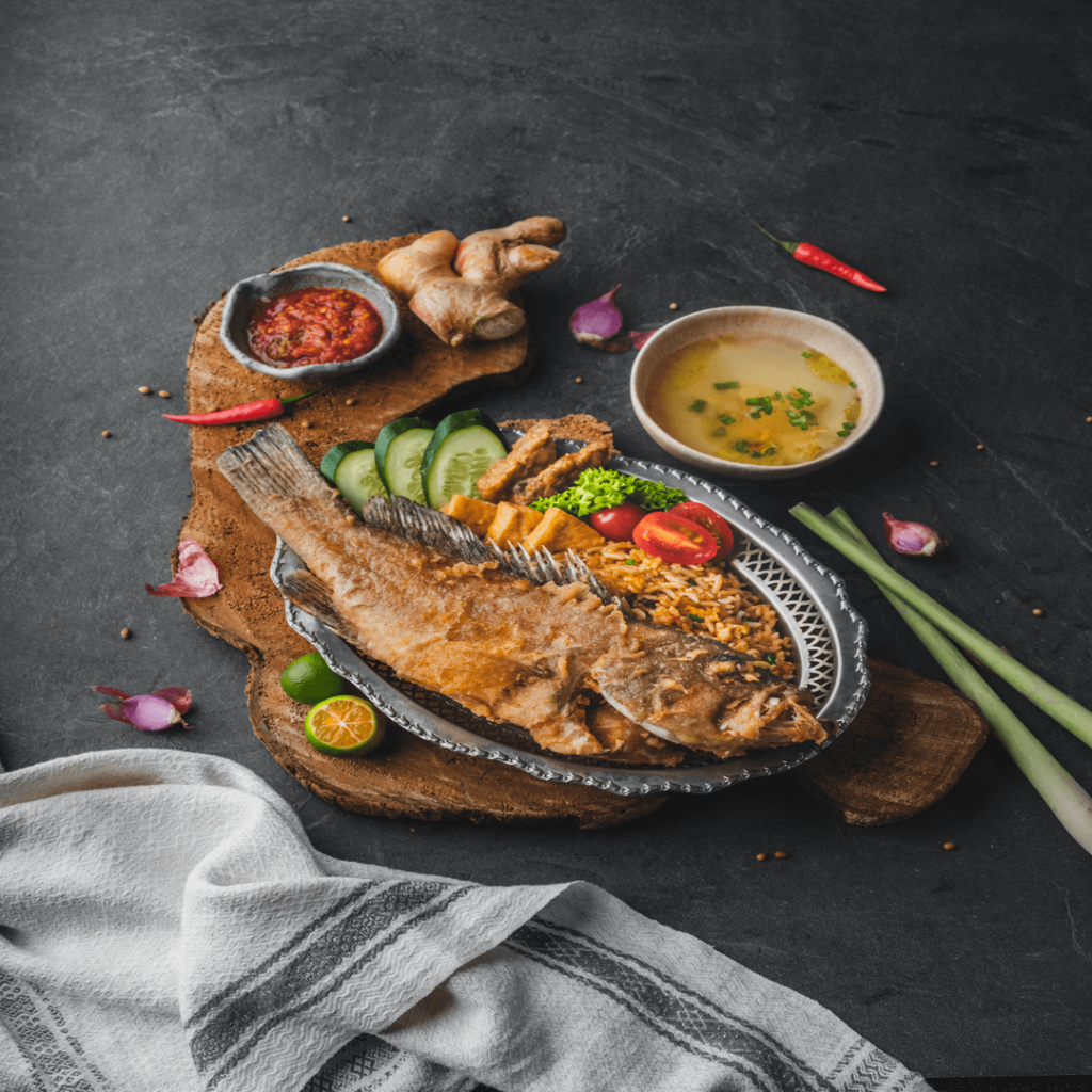 nasi goreng kerapu penyet smashed fried grouper fish fried rice 2.png