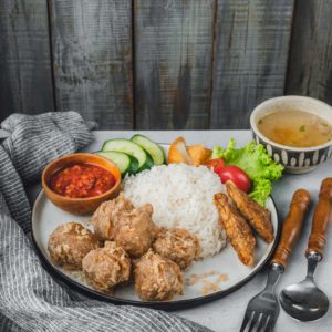 nasi bakso penyet.jpeg